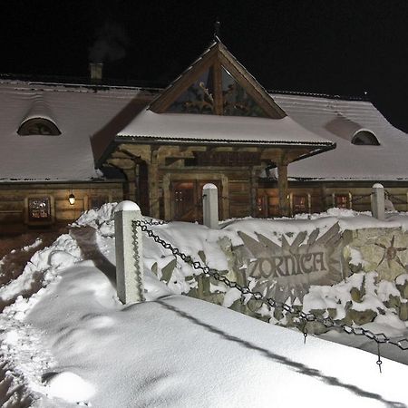 Hotel Zornica Poczesna Buitenkant foto