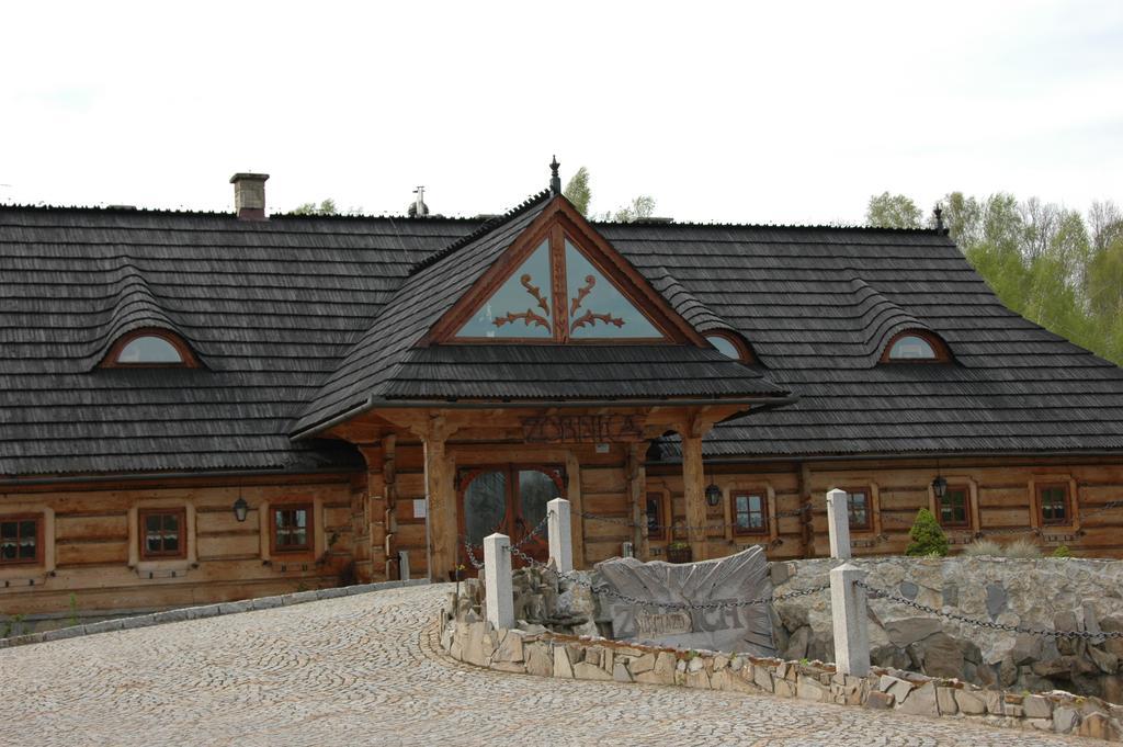 Hotel Zornica Poczesna Buitenkant foto